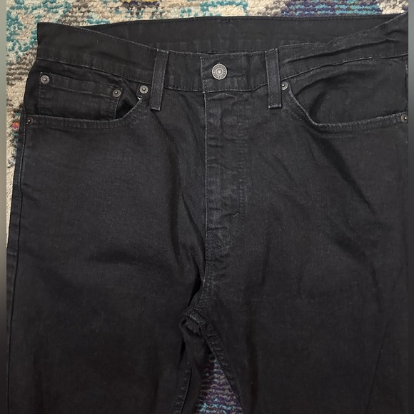 Levi’s - Picture 2 of 6